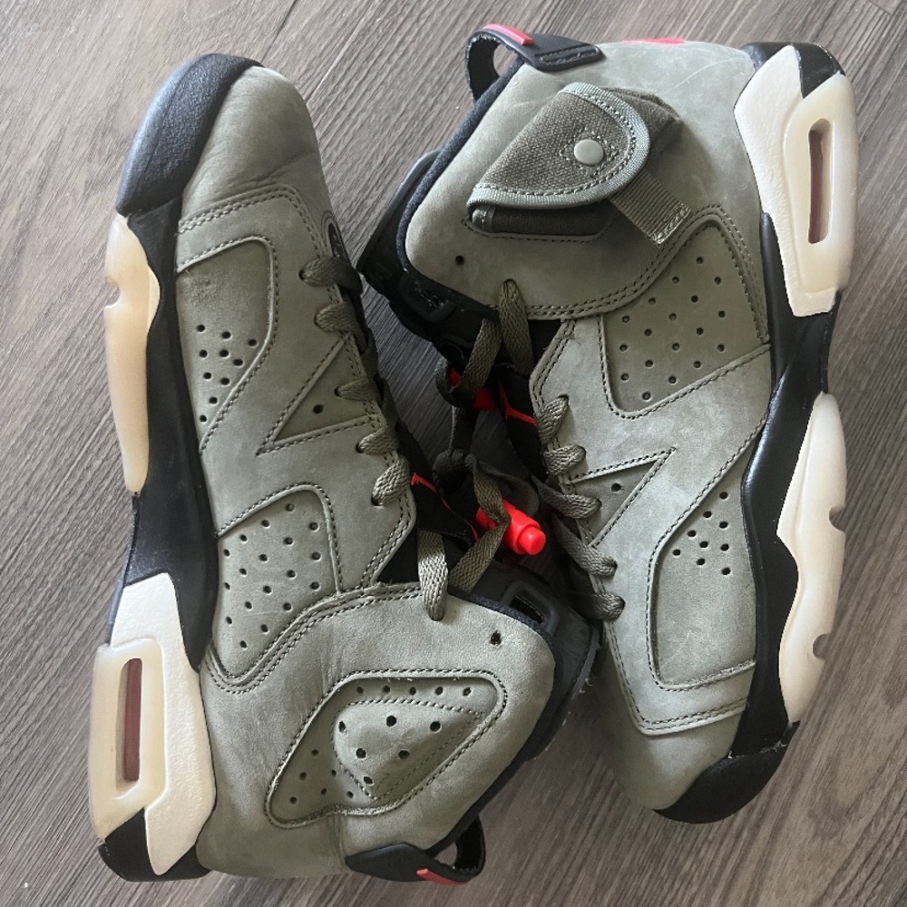 Travis Scott 6s 
size 6 men’s 
worn and no box